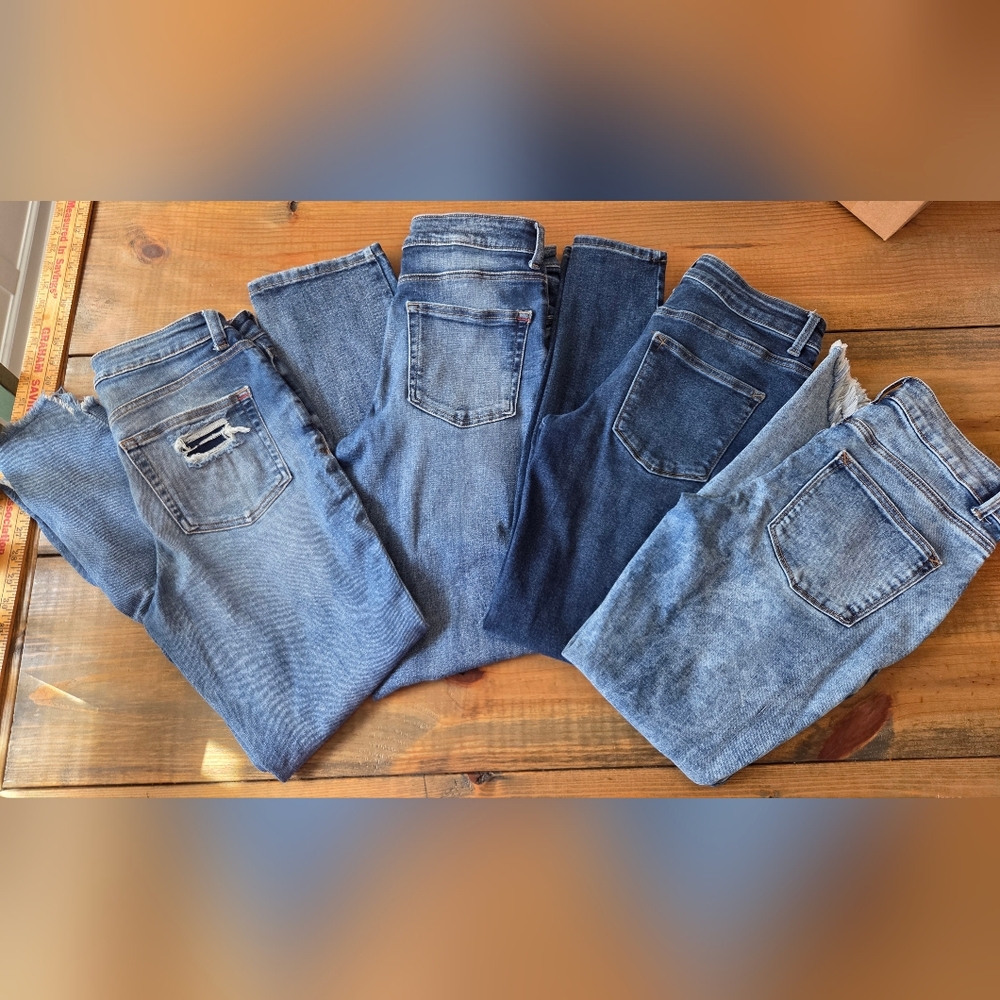 Lot of 4 pairs of Maurices Jeans size 6 reg or Small